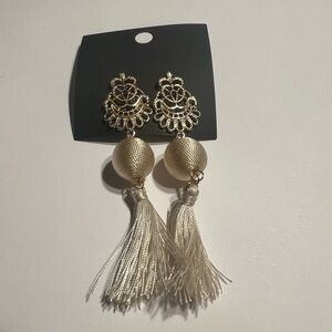 NWT Tassel earrings